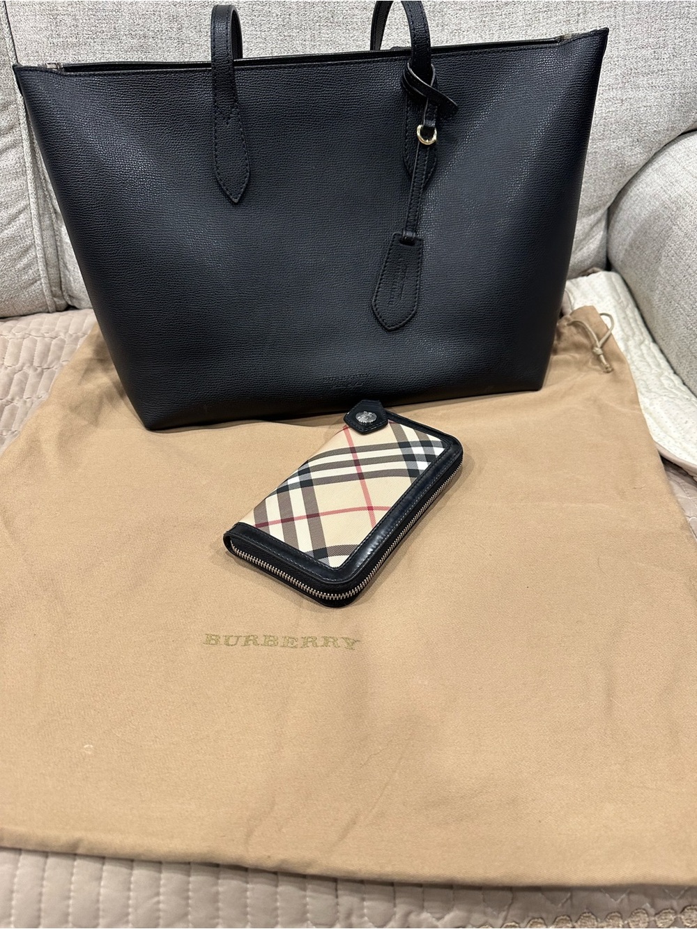 Burberry Black Leather Tote with Classic Beige Check Zip Wallet